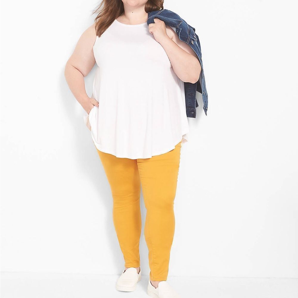 Lane Bryant Straight Fit 5-Pocket Sateen Skinny Pant Size 22 (C1)